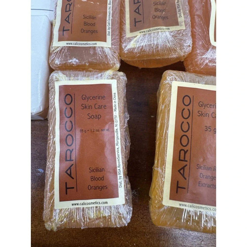 Vintage Lot of 15 Hotel Motel Resort Travel Size Mini Bar Bath Soaps‎